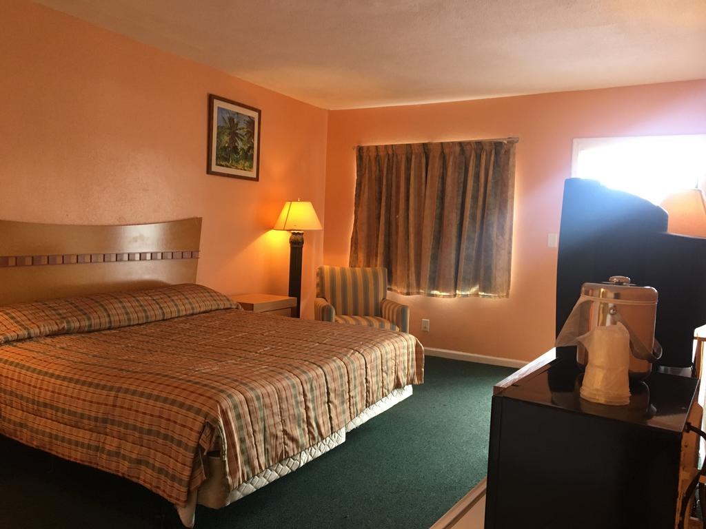 Executive Economy Lodge Pompano Beach Eksteriør billede