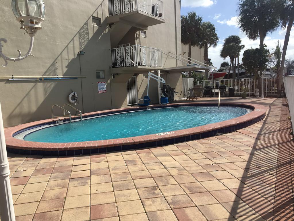 Executive Economy Lodge Pompano Beach Eksteriør billede