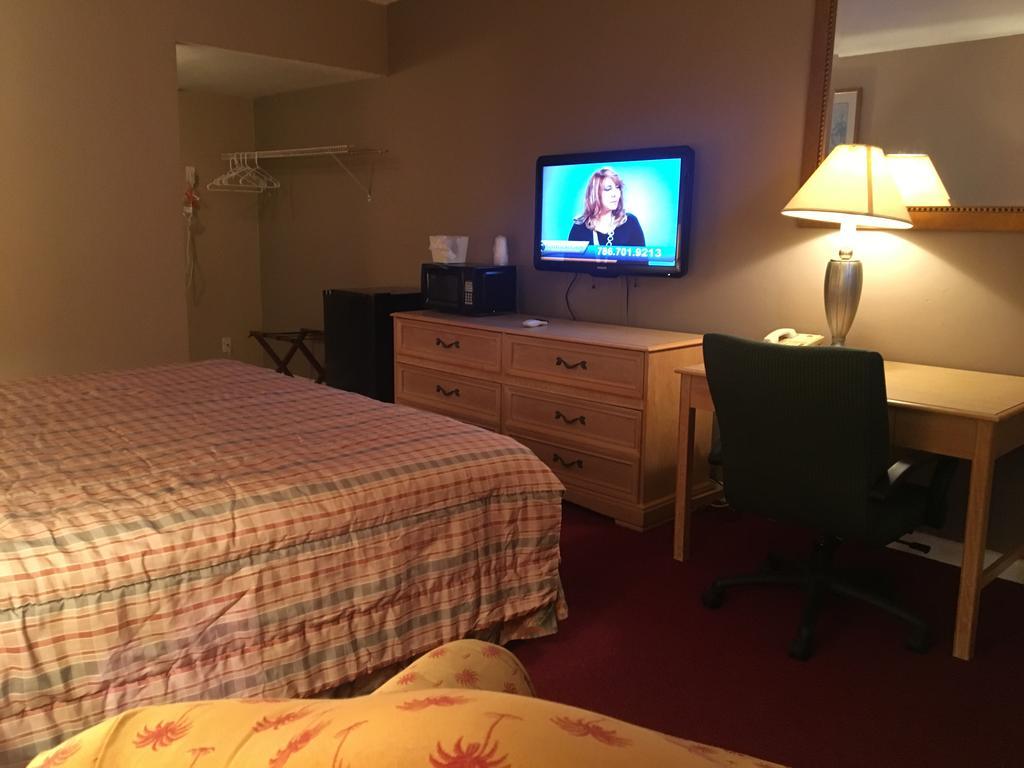 Executive Economy Lodge Pompano Beach Eksteriør billede