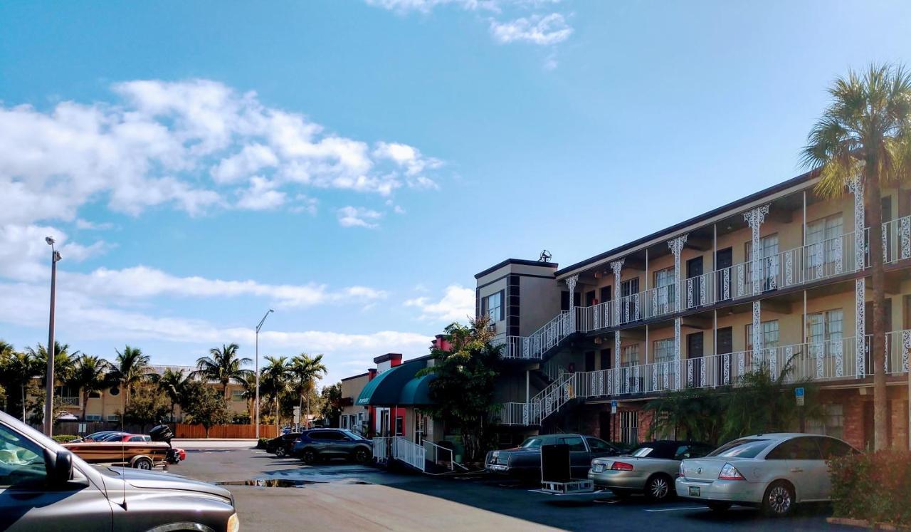 Executive Economy Lodge Pompano Beach Eksteriør billede