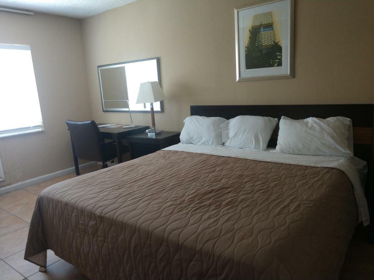 Executive Economy Lodge Pompano Beach Eksteriør billede