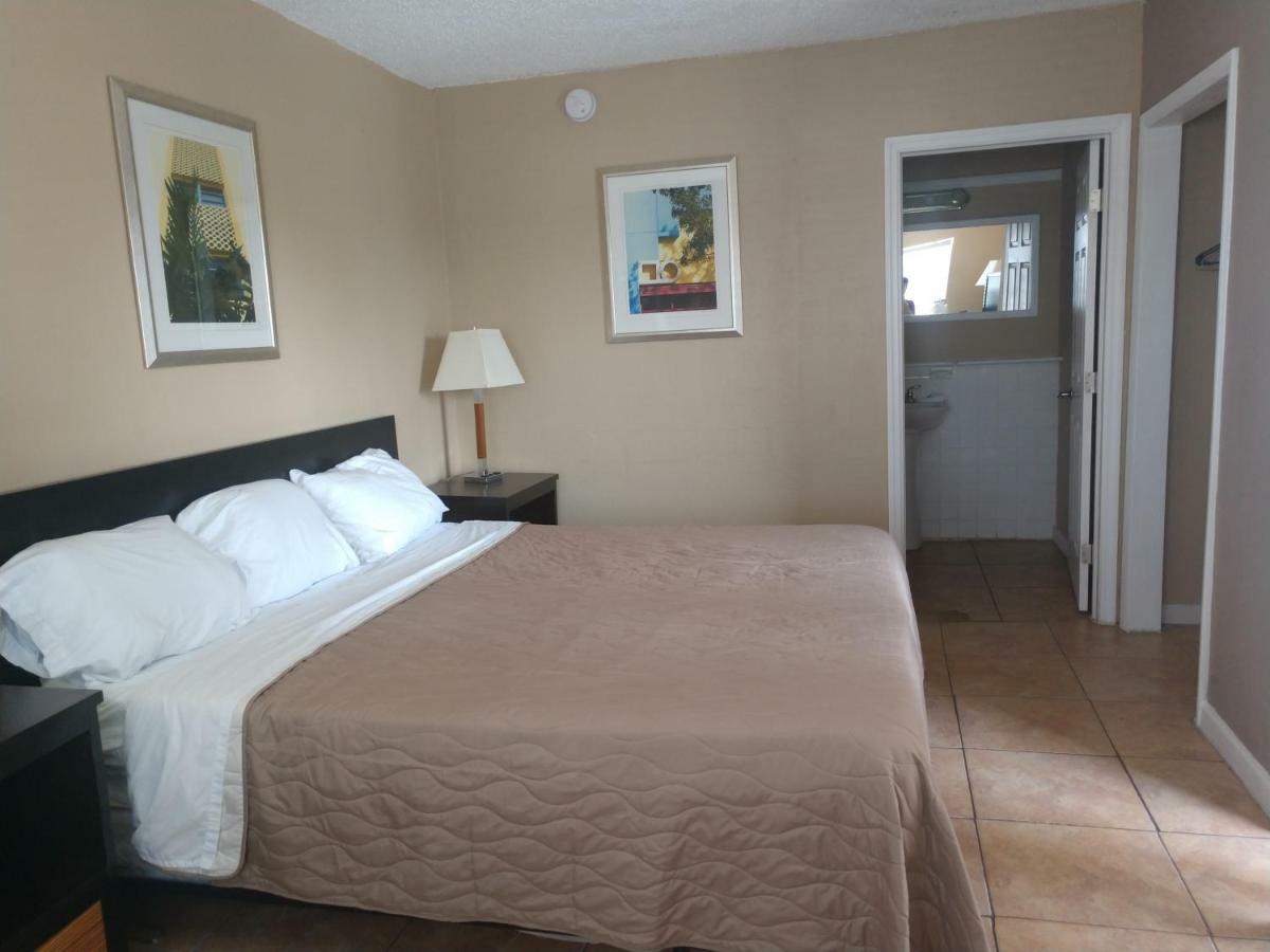 Executive Economy Lodge Pompano Beach Eksteriør billede